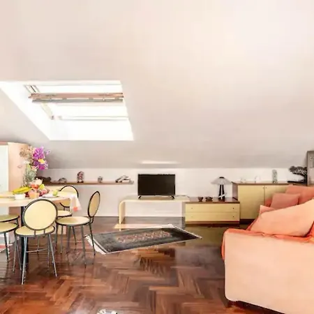 Serena Mulinia Garden Apartment